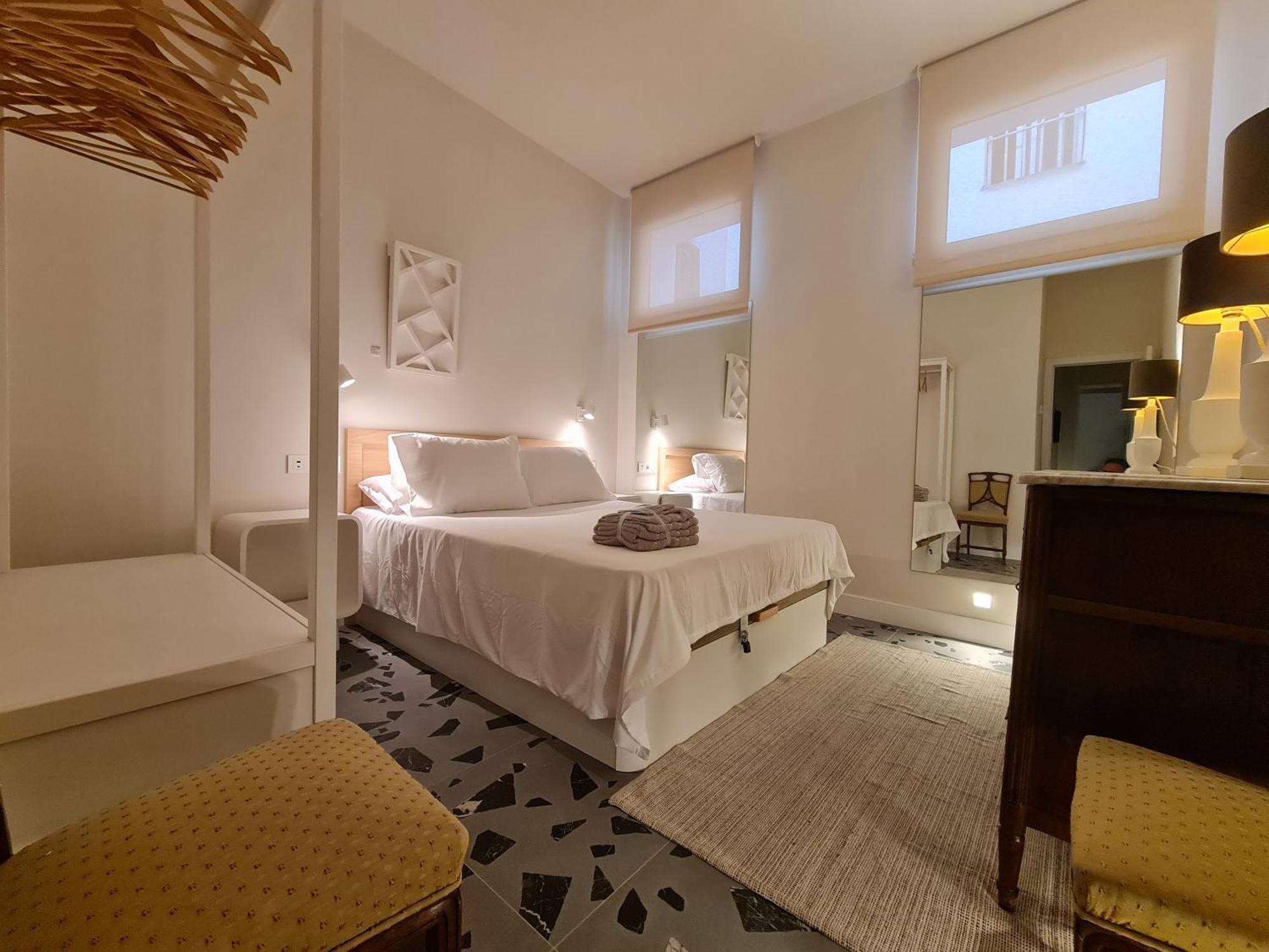 Center With 2 Bedrooms * Madri